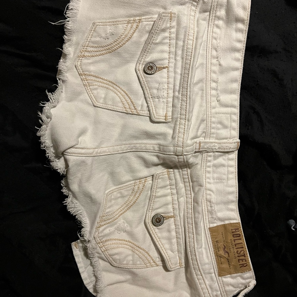 Hollister shorts white button pocket size 1 or 25